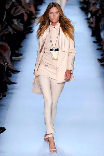 Look 2
